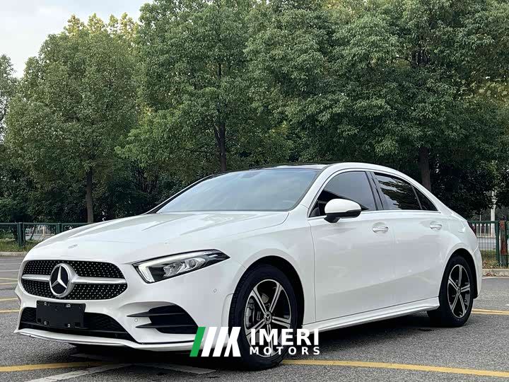 Mercedes-Benz A-Class Facelift A 200 L Sport Sedan Fashion Edition