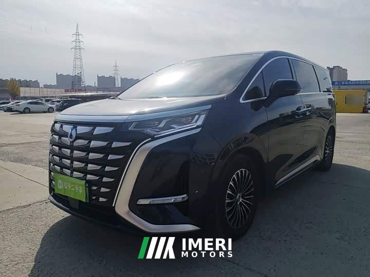 Denza D9 DM-i 970 AWD Flagship - автомобиль из Китая
