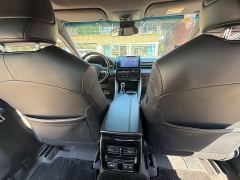 Toyota Avalon 2.0L XLE Premium Edition - photo 11