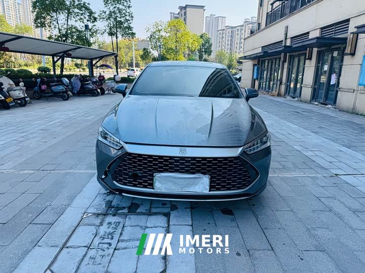 BYD Qin Plus DM-i 120KM Luxury - автомобиль из Китая