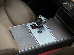 Land Rover Range Rover 3.0L V6 400PS Extended Wheelbase Prestige Edition - ფოტო 18