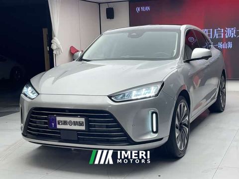 2022 AITO M5 Extended Range RWD Standard - автомобиль из Китая