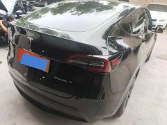 Tesla Model Y Rear-Wheel Drive - photo 3