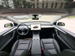 Tesla Model Y Long Range All-Wheel Drive - ფოტო 9