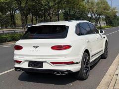 Bentley Bentayga 4.0T V8 Long Wheelbase - фото 5