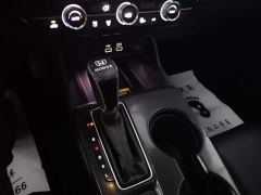 Honda Civic 180TURBO CVT Premium Edition - ფოტო 16