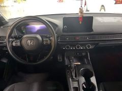 Honda Civic 240TURBO CVT Dynamic Edition - фото 9