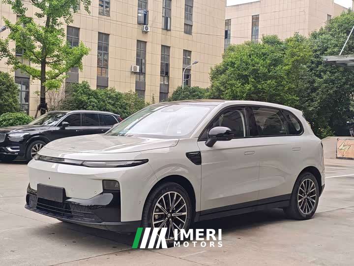 Leapmotor B10 510 Pleasure Edition - ავტომობილი ჩინეთიდან