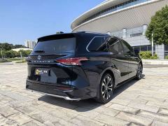 Toyota Grevias 2.5L Hybrid Premium Edition - ფოტო 7