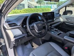 Toyota Grevias 2.5L Hybrid Premium Edition - ფოტო 9