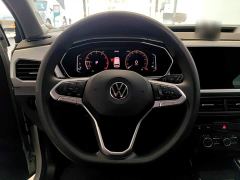 Volkswagen Touran 200TSI DSG Smart Connected Edition - ფოტო 10