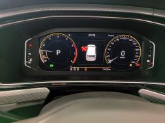 Volkswagen Touran 200TSI DSG Smart Connected Edition - ფოტო 11