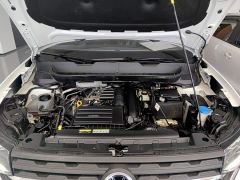 Volkswagen Touran 200TSI DSG Smart Connected Edition - ფოტო 19