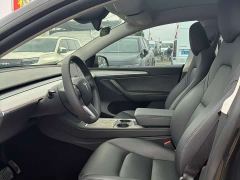 Tesla Model Y Rear-Wheel Drive - ფოტო 3