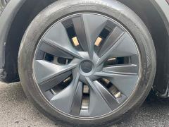 Tesla Model Y Rear-Wheel Drive - ფოტო 8
