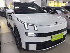 Lynk & Co 900 2.0T Ultra 6-Seater - фото 3