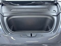 Tesla Model Y Rear-Wheel Drive - ფოტო 10