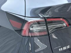 Tesla Model Y Rear-Wheel Drive - ფოტო 12