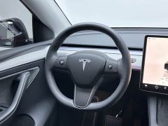 Tesla Model Y Rear-Wheel Drive - ფოტო 18
