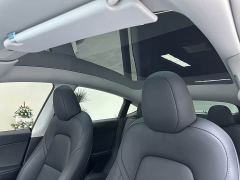 Tesla Model Y Rear-Wheel Drive - ფოტო 18