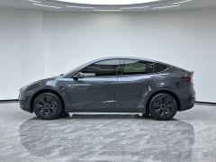 Tesla Model Y Rear-Wheel Drive - ფოტო 8