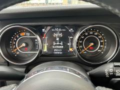 Jeep Wrangler 2.0T High Altitude Bahama Beach Pink Special Edition - фото 14