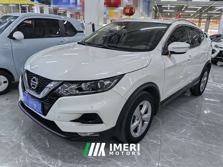 Nissan Qashqai 2.0L CVT XV Smart Comfort Edition - car from China