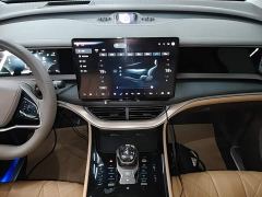 Denza D9 DM-i 970 AWD Flagship - фото 12