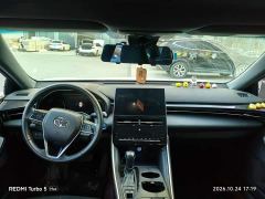 Toyota Avalon Hybrid 2.5L Luxury - ფოტო 5