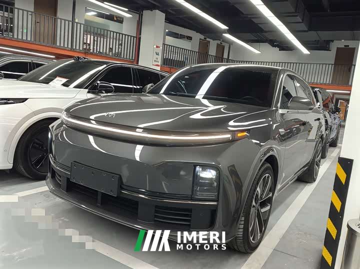 Li Auto L7 Pro - car from China