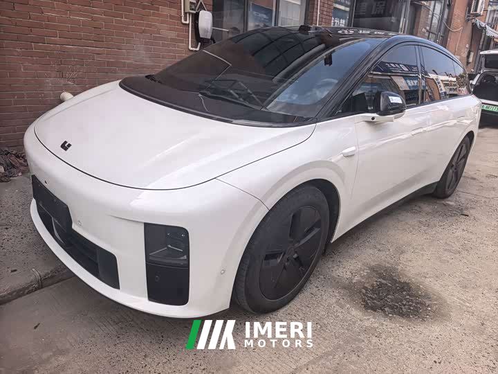 Li Auto i6 Two-Wheel Drive Standard - ავტომობილი ჩინეთიდან