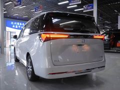 Buick GL8 Land Executive Cabin Comfort DG Edition - фото 15