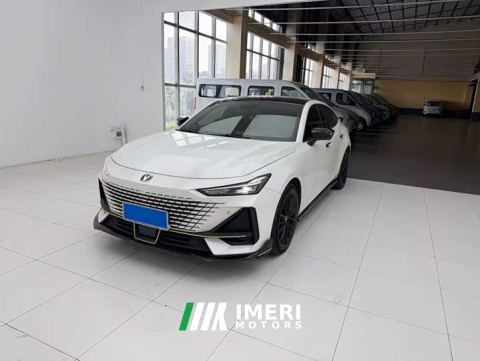 2022 Changan UNI-V 1.5T Sport Edition - автомобиль из Китая