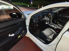 Honda Accord 260TURBO Phantom Night Premium Edition - фото 13