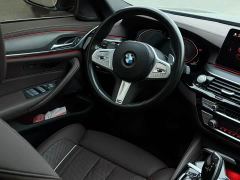 BMW 5 Series 530Li Luxury M Sport Package - фото 3