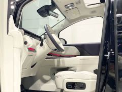 Voyah Dream Dreamer 9 PHEV Ultra - ფოტო 8