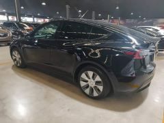 Tesla Model Y Standard Range RWD - photo 4