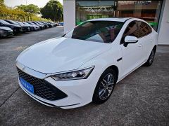 BYD Qin PLUS Champion Edition DM-i 55KM Exceed - фото 1