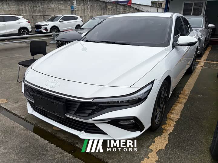 Hyundai Elantra 1.5L CVT GLX Elite