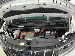 Toyota Alphard Hybrid 2.5L Luxury - photo 19