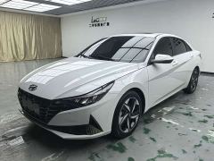 Hyundai Elantra 1.5L CVT Luxury - ფოტო 1