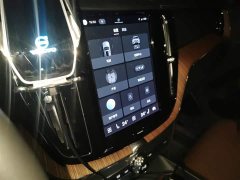 Volvo XC60 Recharge T8 AWD Long Range Plus Luxury - ფოტო 14