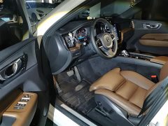 Volvo XC60 Recharge T8 AWD Long Range Plus Luxury - ფოტო 17
