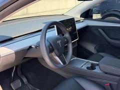 Tesla Model Y Rear-Wheel Drive - ფოტო 5