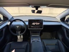 Tesla Model Y Rear-Wheel Drive - ფოტო 6