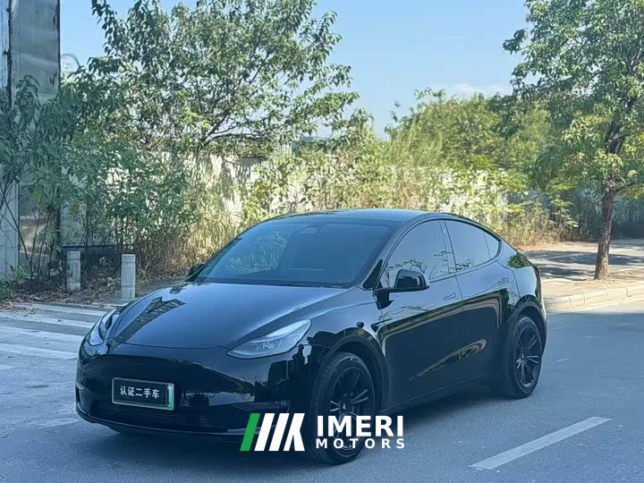 Tesla Model Y Facelift Long Range All-Wheel Drive
