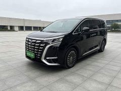 Denza D9 DM-i 980 Four-Wheel Drive Premium - фото 1