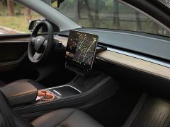 Tesla Model Y Standard Range RWD - ფოტო 11