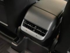 Tesla Model Y Standard Range RWD - ფოტო 15