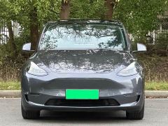 Tesla Model Y Standard Range RWD - ფოტო 3